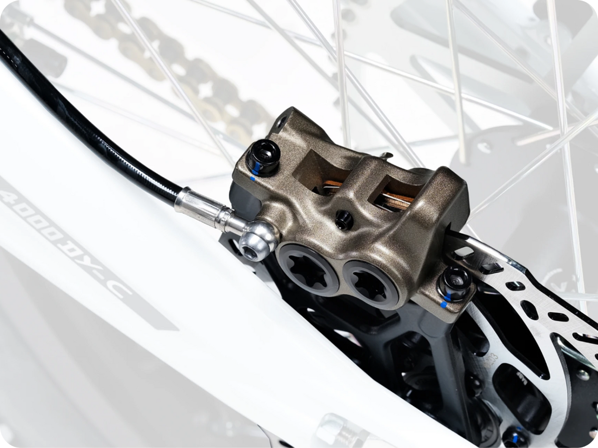 Étrier quatre pistons de la Light Bee X 2026
